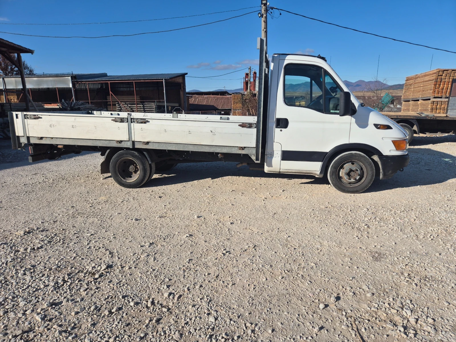 Iveco 35c13 2.8 D - изображение 2