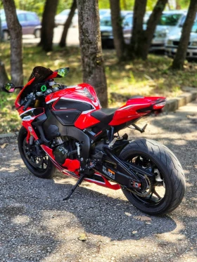 Обява за продажба на Honda Cbr Cbr1000rr sc77  ~24 700 лв. - изображение 2