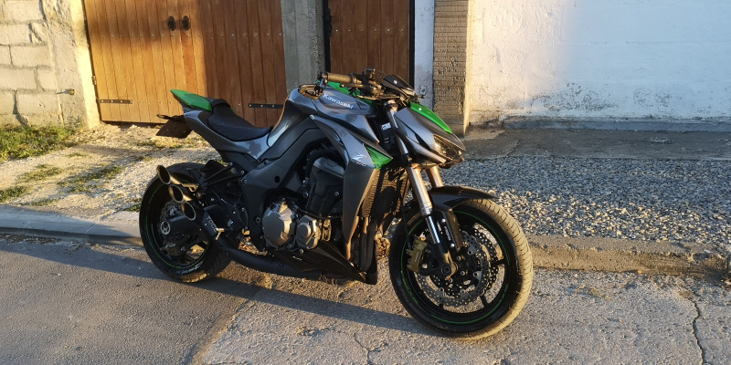 Kawasaki Z 1000, снимка 11 - Мотоциклети и мототехника - 46370334