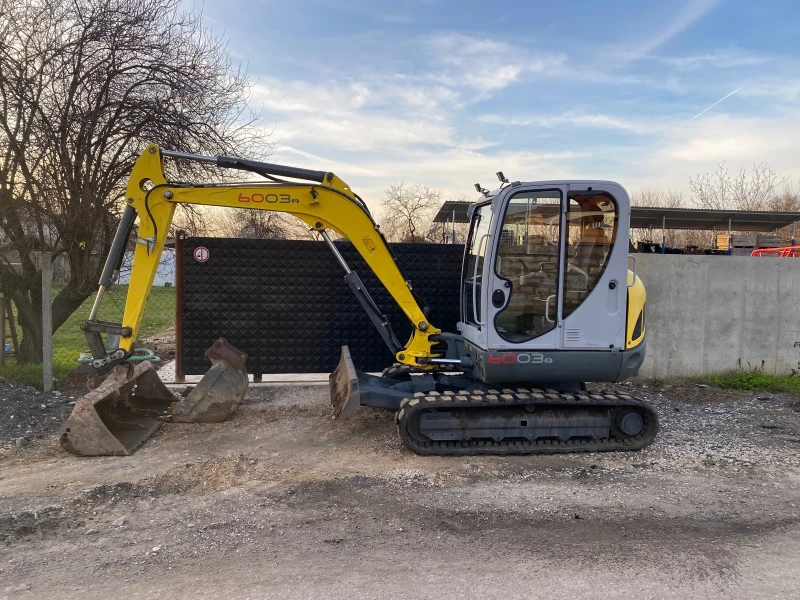 Багер Wacker 6003, снимка 1 - Индустриална техника - 49440547