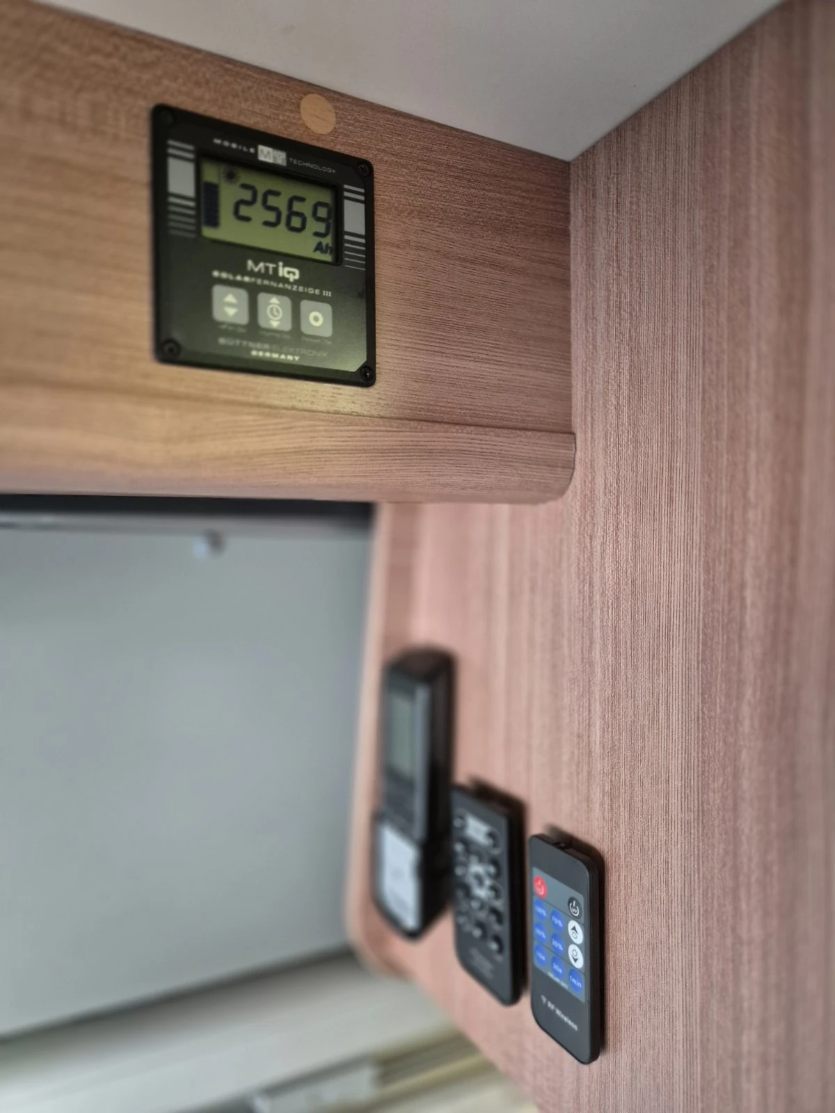 ������ Knaus BoxStar 500 limited | Mobile.bg � ����������� 13