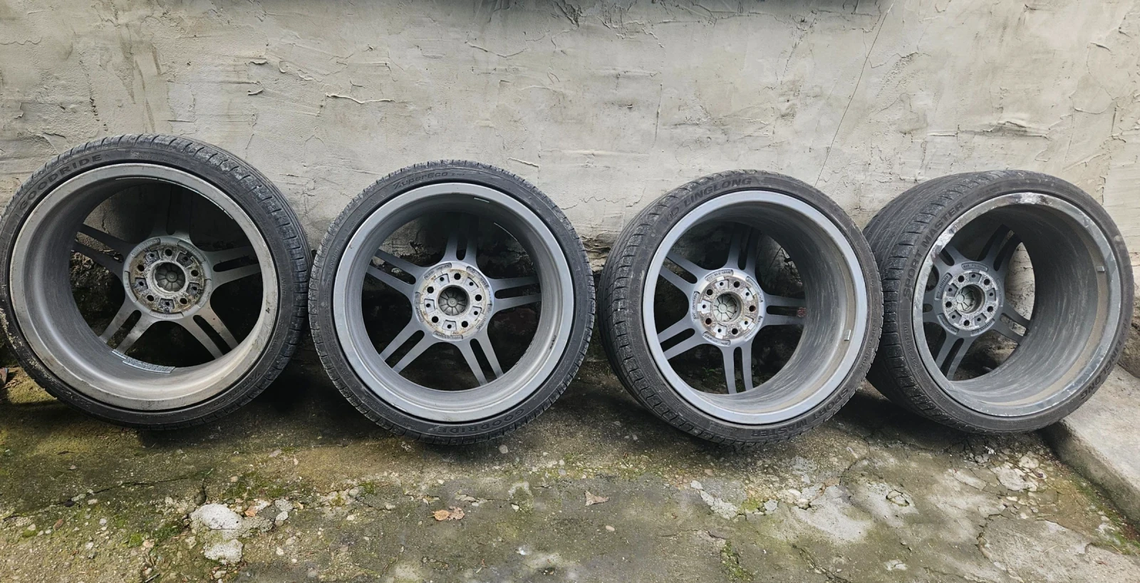 Гуми с джанти Други 225/35R19, снимка 3 - Гуми и джанти - 55573341