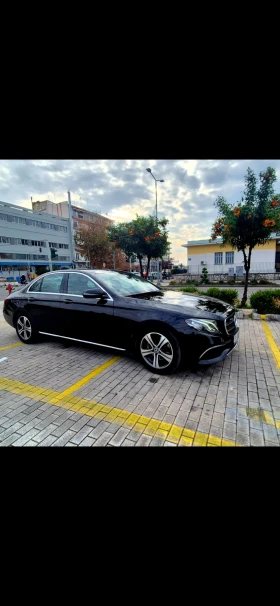 Mercedes-Benz E 220, снимка 2