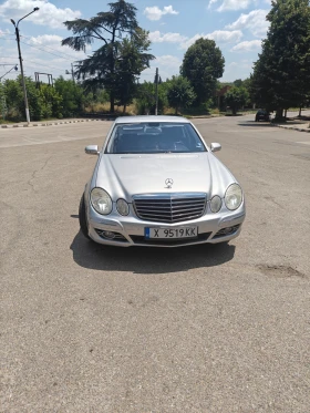     Mercedes-Benz E 320