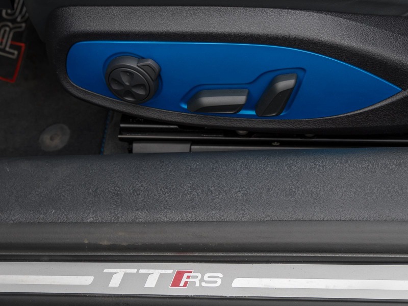 Audi Tt RS Roadster 2.5 TFSI Quattro = Carbon= Гаранция, снимка 6 - Автомобили и джипове - 45341678
