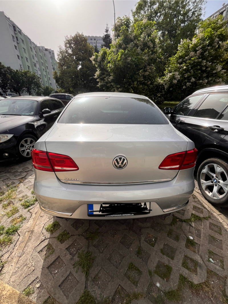 VW Passat, снимка 5 - Автомобили и джипове - 46144305