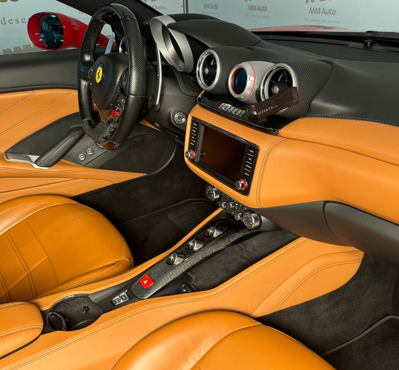 Ferrari California T Facelift 3.9 V8 Bi turbo carbon, снимка 11 - Автомобили и джипове - 46384758
