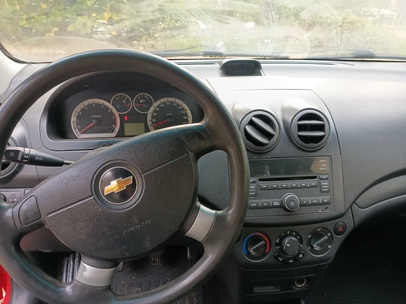 Chevrolet Aveo 1.2, снимка 4 - Автомобили и джипове - 47549046