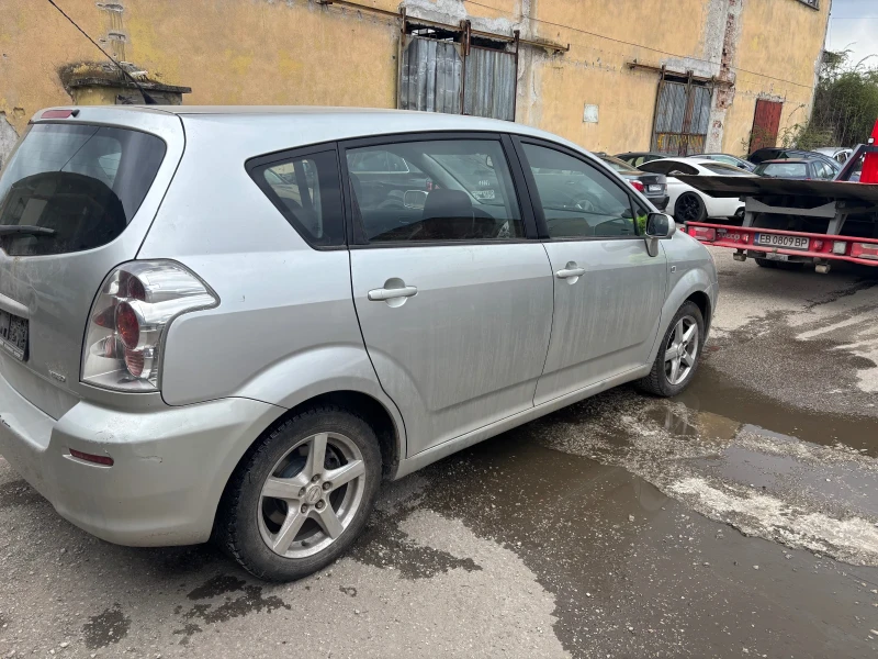 Toyota Corolla verso 1.8/130 к.с 2008г. Автомат На Части, снимка 2 - Автомобили и джипове - 49849616