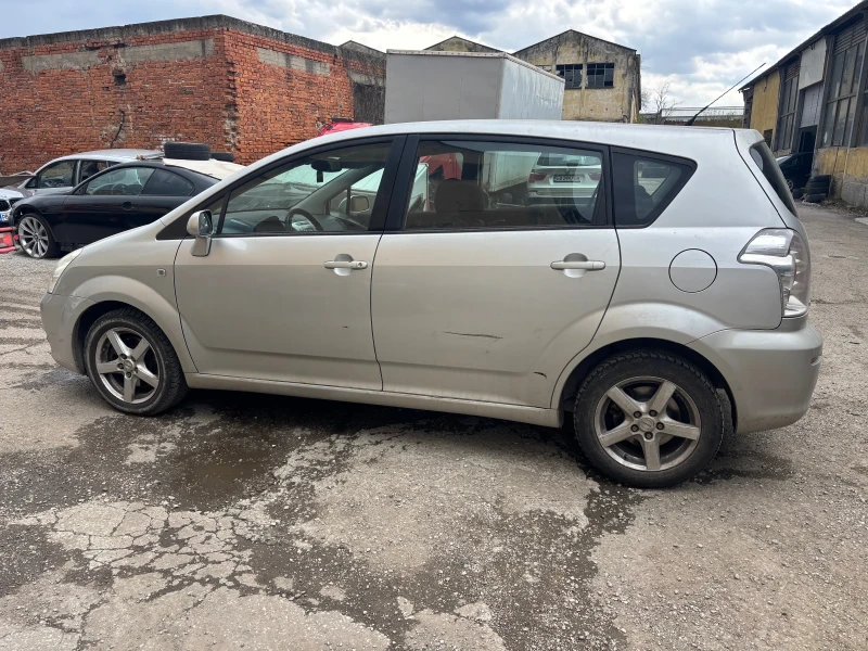 Toyota Corolla verso 1.8/130 к.с 2008г. Автомат На Части, снимка 3 - Автомобили и джипове - 49849616