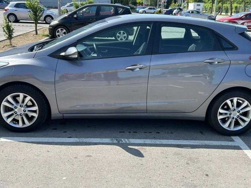 Hyundai I30 1.6 CRDI GO BRAZIL, снимка 7 - Автомобили и джипове - 52530600