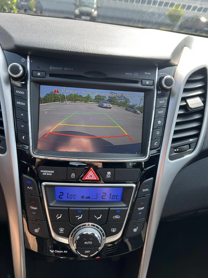 Hyundai I30 1.6 CRDI GO BRAZIL, снимка 13 - Автомобили и джипове - 52530600