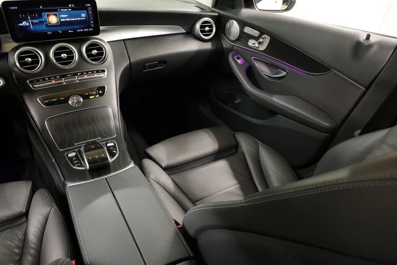 Mercedes-Benz C 220 d 4-MATIC , снимка 9 - Автомобили и джипове - 52810504