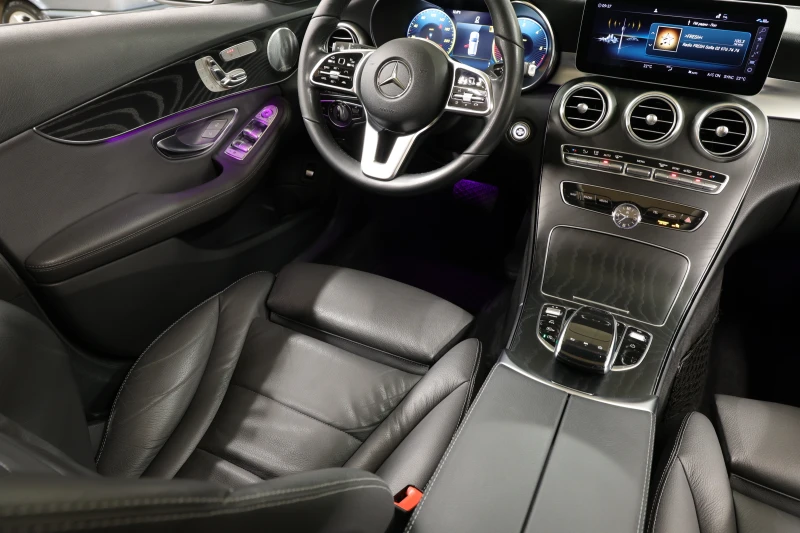 Mercedes-Benz C 220 d 4-MATIC , снимка 7 - Автомобили и джипове - 52810504
