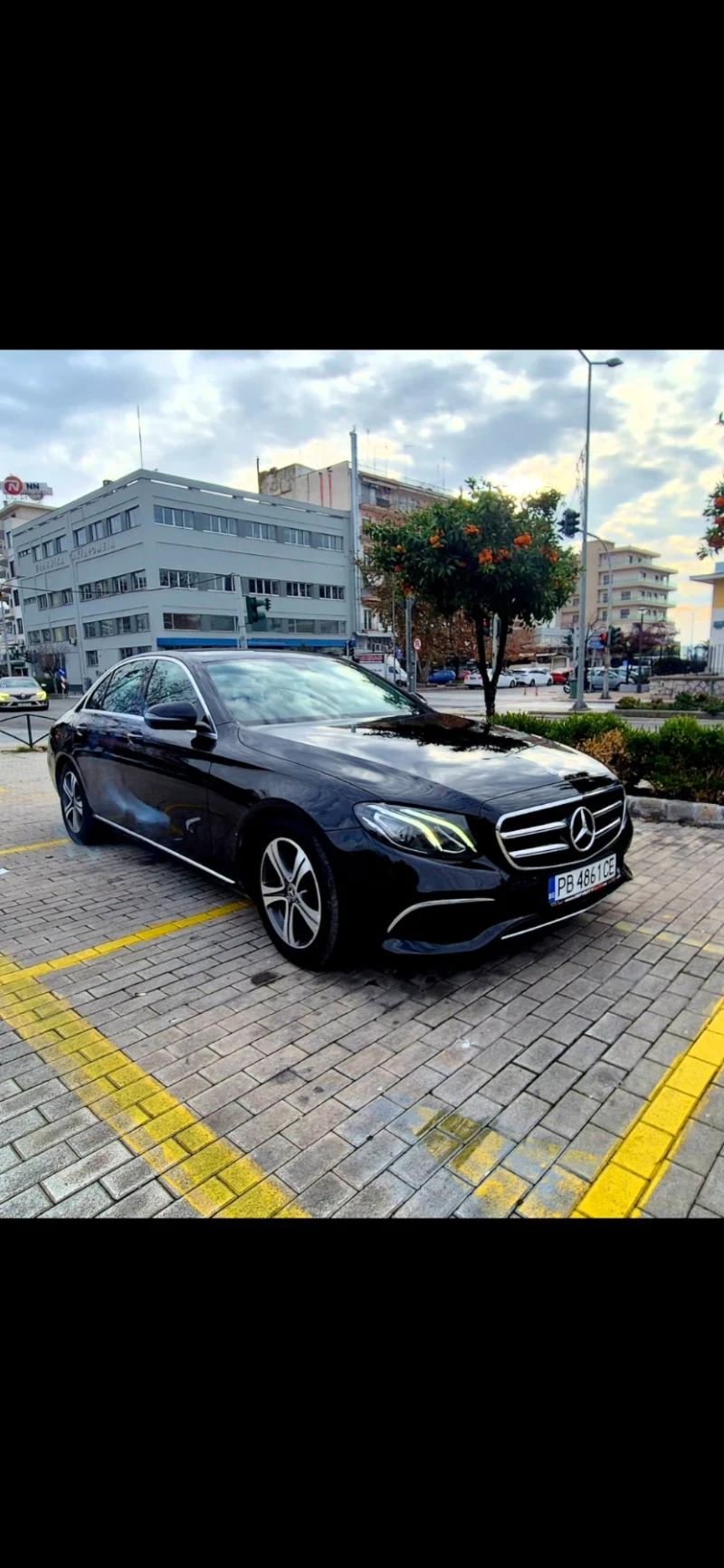 Mercedes-Benz E 220, снимка 4 - Автомобили и джипове - 52863647