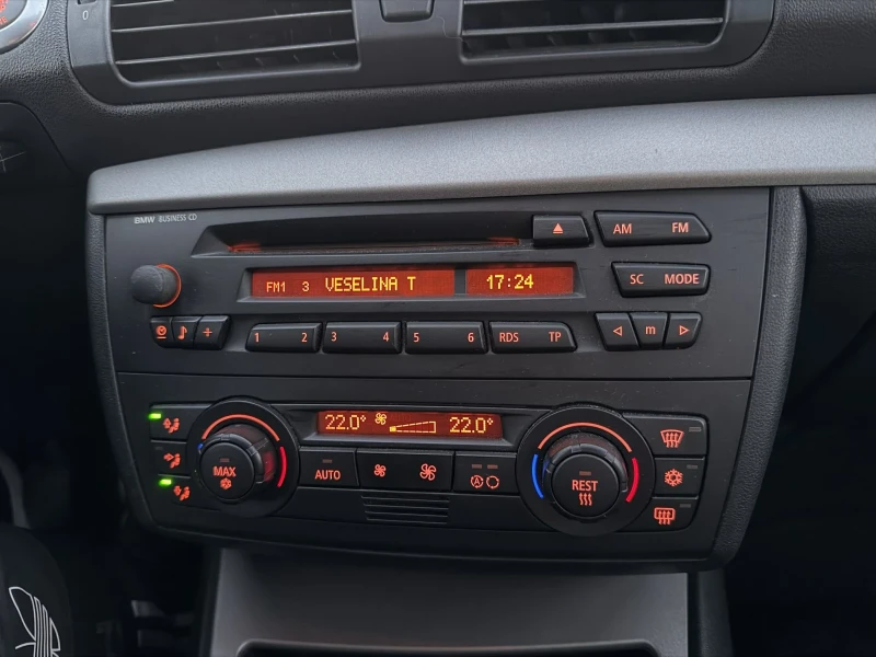 BMW 116, снимка 9 - Автомобили и джипове - 53100798