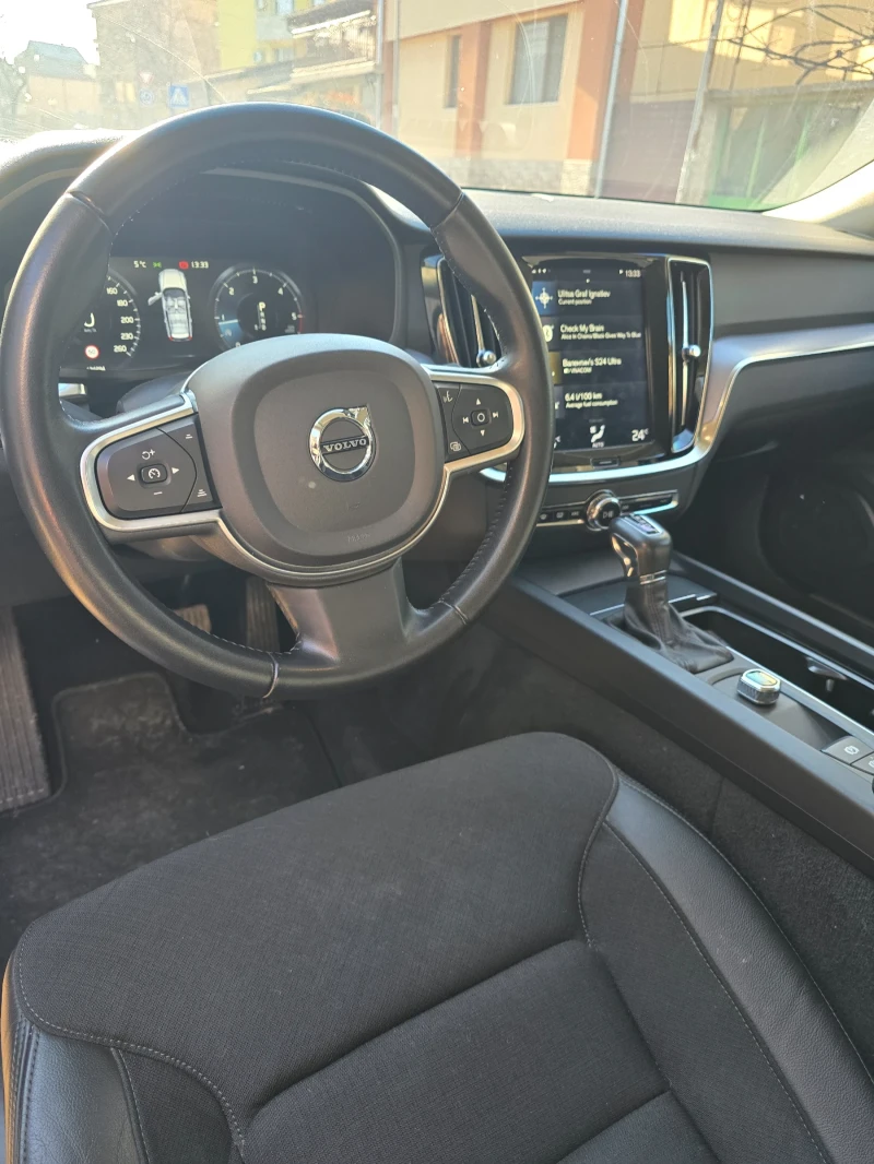 Volvo V60, снимка 11 - Автомобили и джипове - 53164031