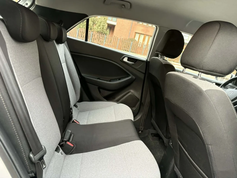 Hyundai I20 1.4 CRDI, снимка 8 - Автомобили и джипове - 53369349