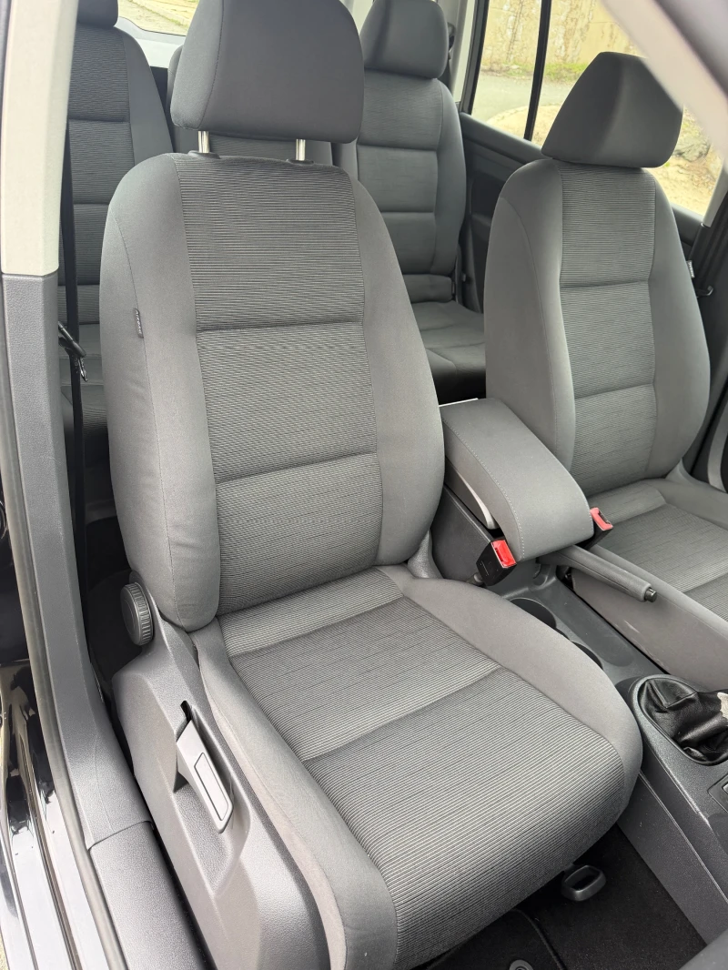 VW Touran 1.9. 105 кс 6-скорости, снимка 12 - Автомобили и джипове - 53501355