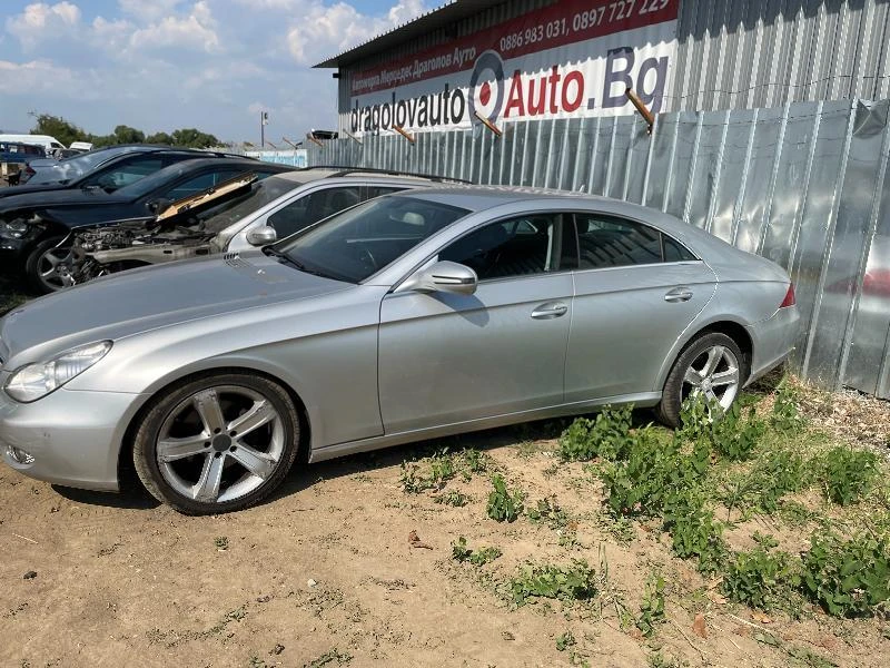 Mercedes-Benz CLS 320 На части фейслифт, снимка 10 - Автомобили и джипове - 34208857