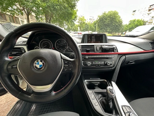 BMW 318 D Sport, снимка 12 - Автомобили и джипове - 47365065