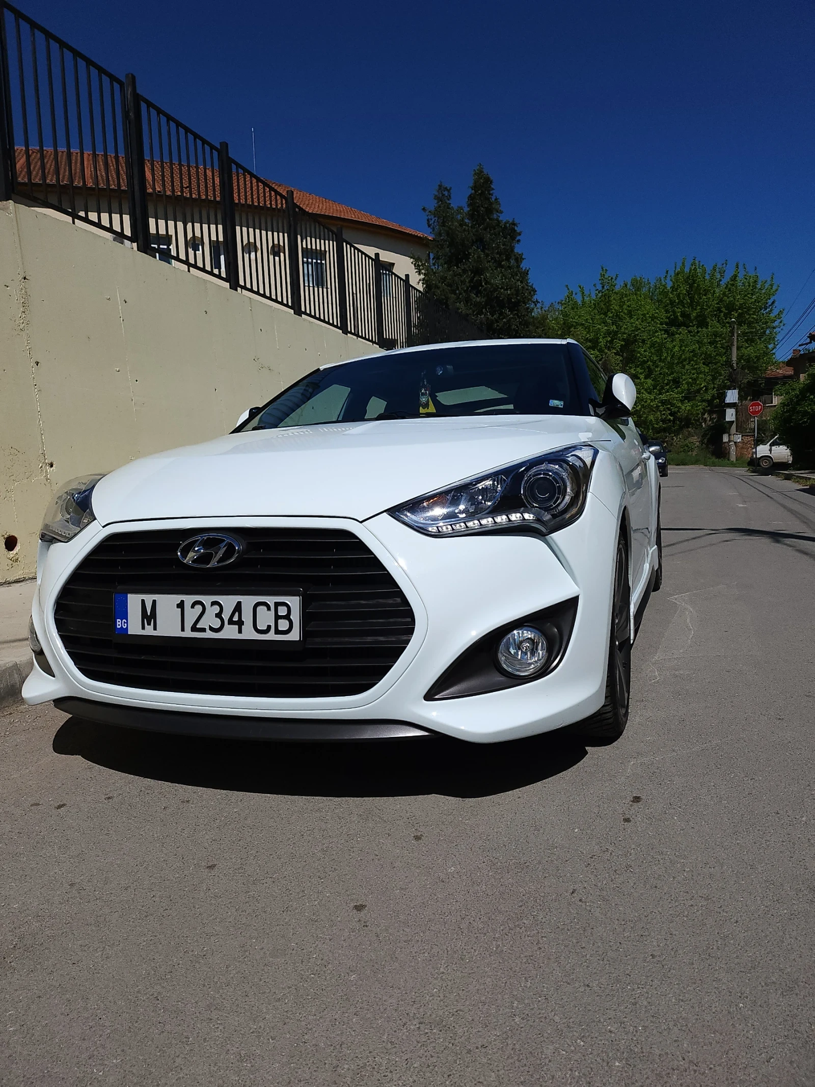 Hyundai Veloster  TURBO, NAVI, CAMERA, TOP EXCLUSIVE  - изображение 3