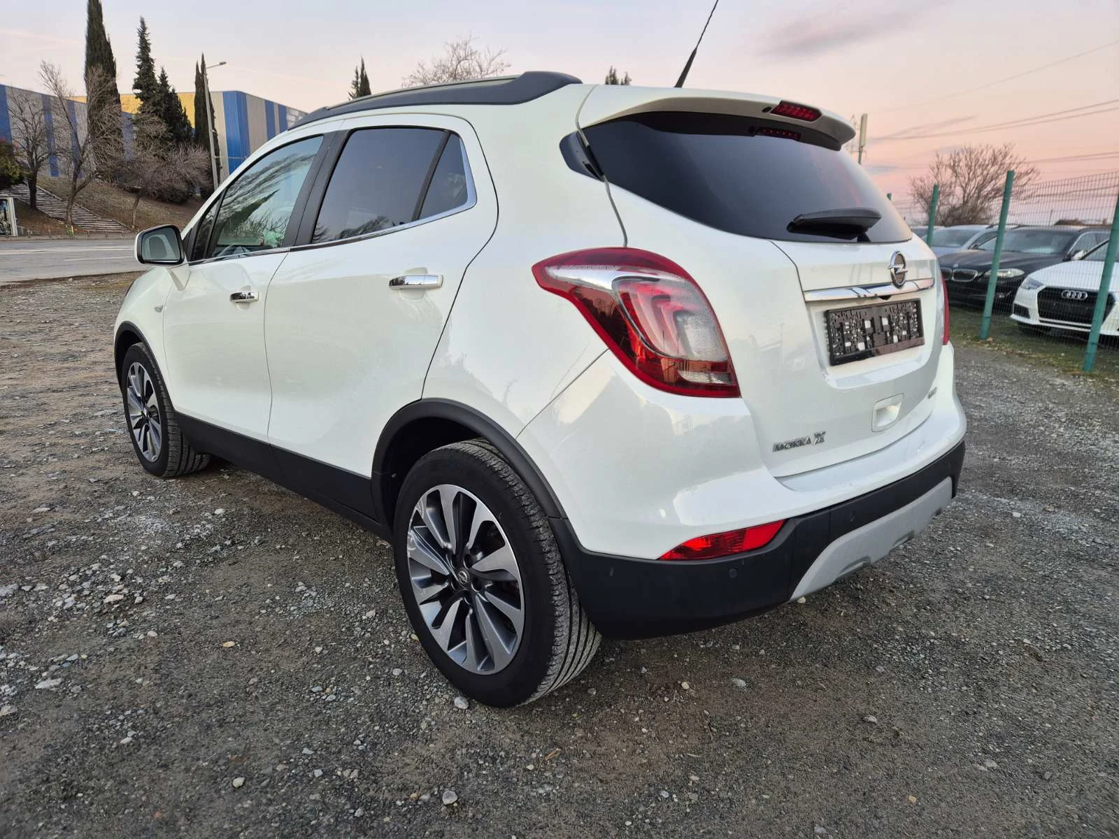 Opel Mokka X 1.4Turbo Автомат - изображение 3