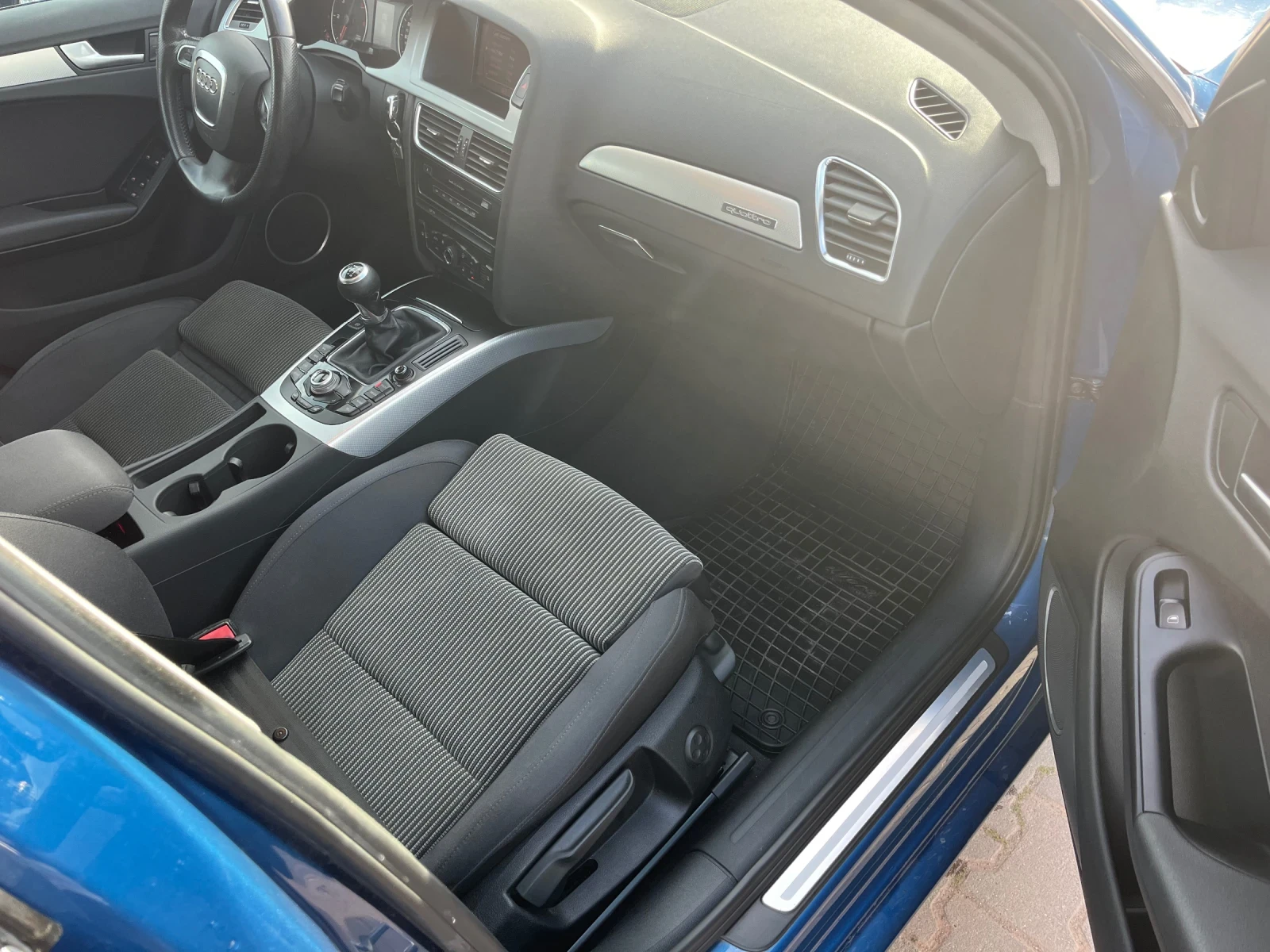 Audi A4 3.0 TDI Quattro, Панорама, Ксенон, Навигация - изображение 10