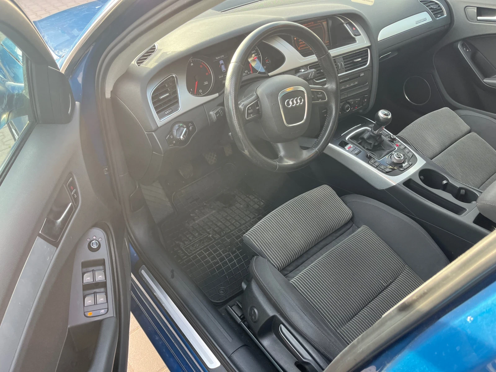Audi A4 3.0 TDI Quattro, Панорама, Ксенон, Навигация - изображение 8