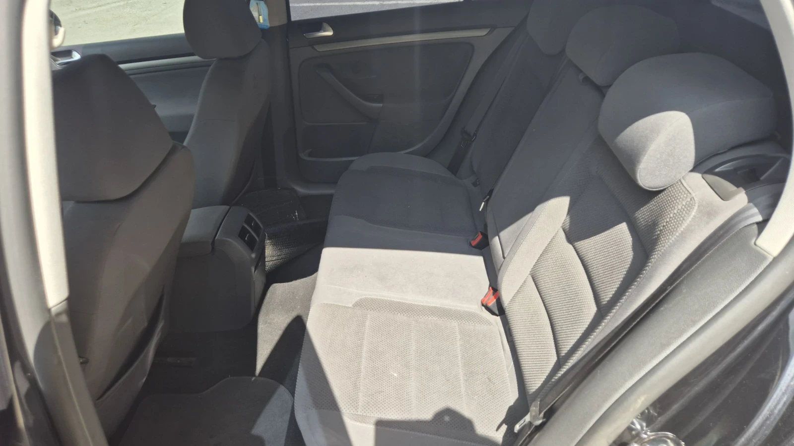 VW Golf 1.9 TDI 105hp - изображение 8