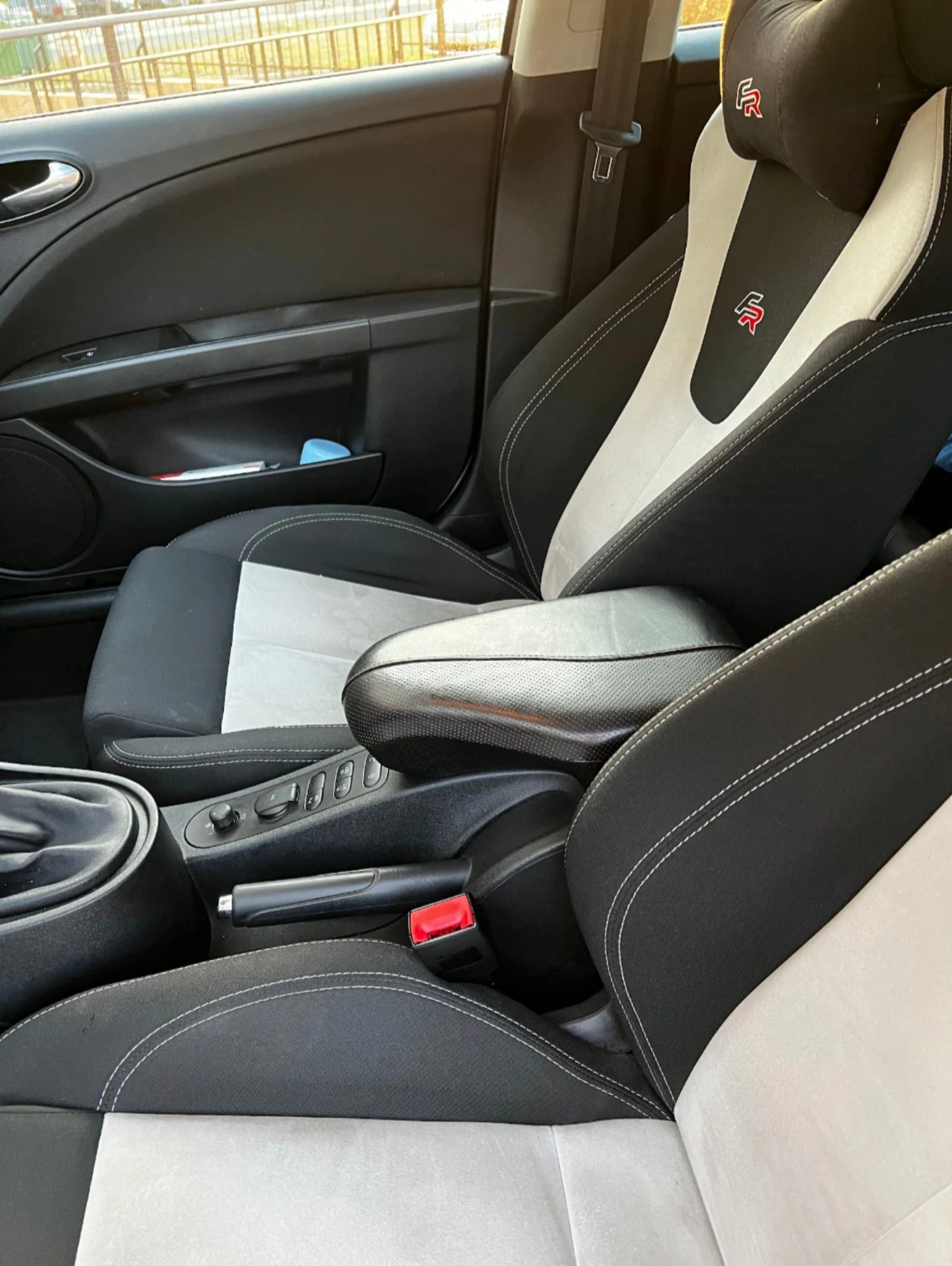 Seat Leon 2.0 CR 170 FR - изображение 10