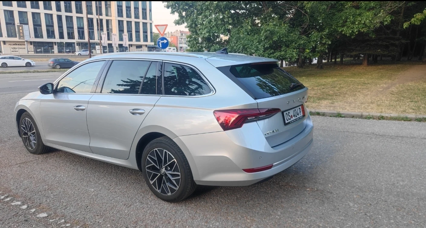 Skoda Octavia Full оборудване DSG , TUV 2026г - изображение 3