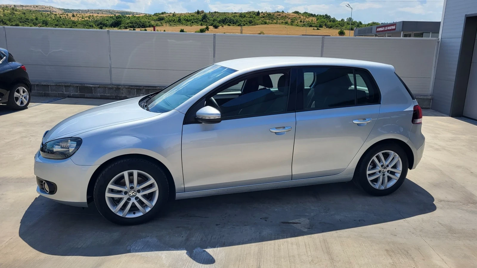 VW Golf 1.6-102 BIFUEL* NAVI* HIGHLINE* EURO5  - изображение 2