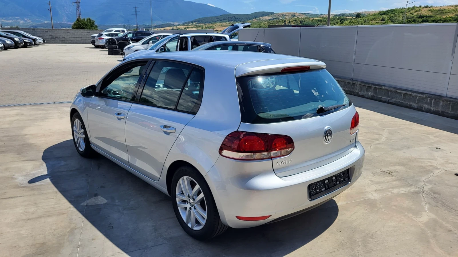 VW Golf 1.6-102 BIFUEL* NAVI* HIGHLINE* EURO5  - изображение 3
