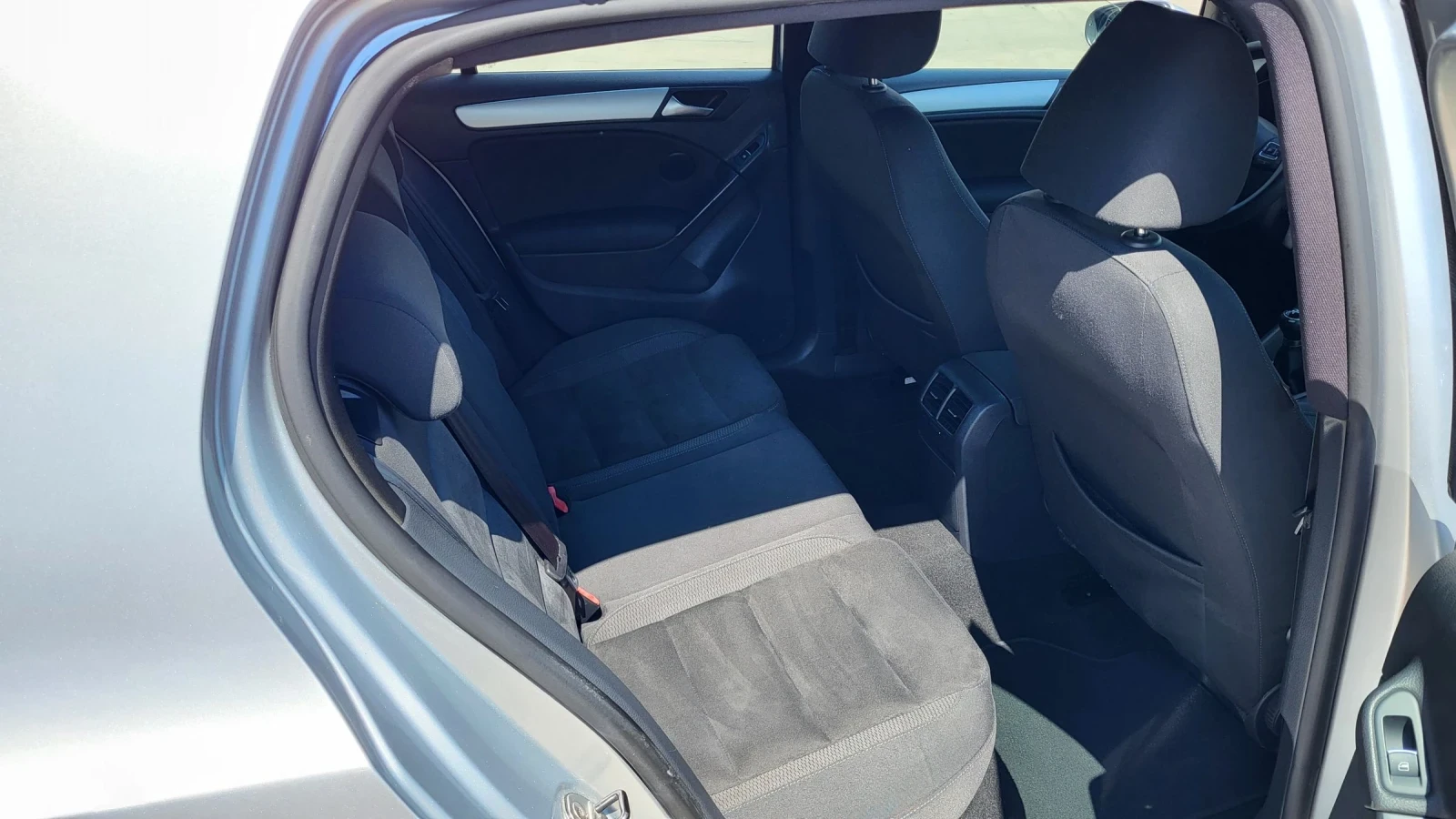 VW Golf 1.6-102 BIFUEL* NAVI* HIGHLINE* EURO5  - изображение 10