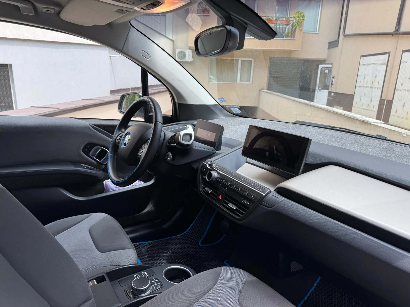 BMW i3  42.2 kWh / 120 - изображение 8