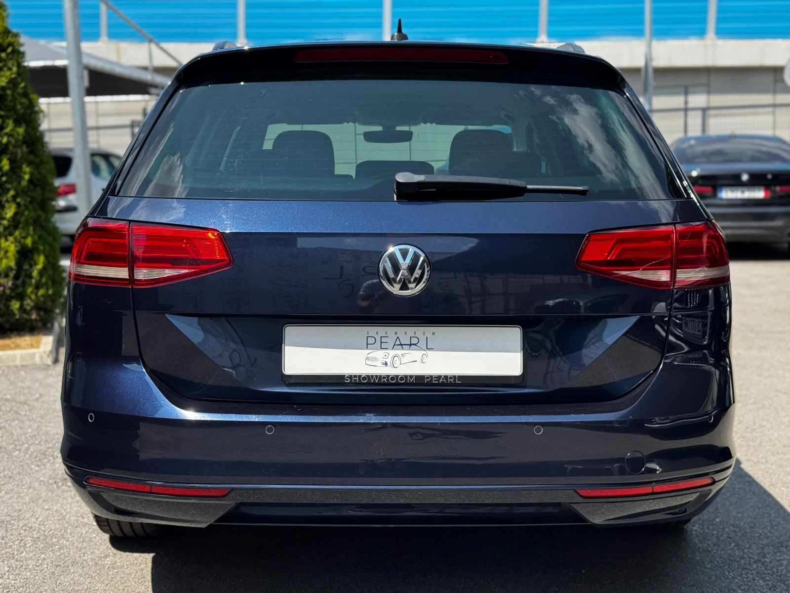 VW Passat 2.0TDI 4Motion LED Distronic Keyless NAVI - изображение 5