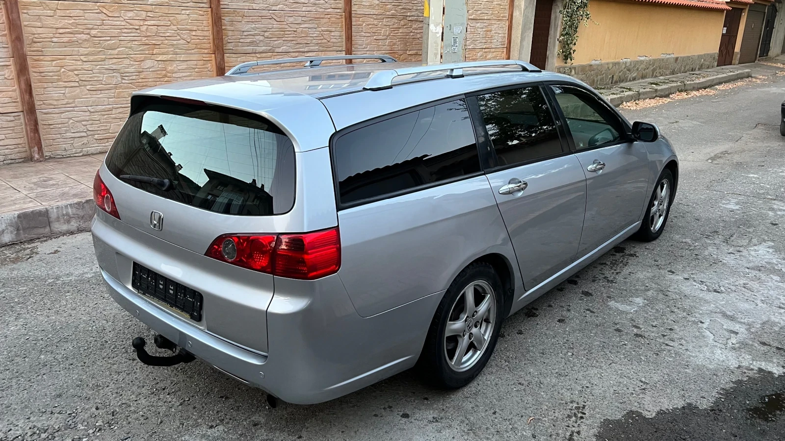 Honda Accord 2.0 i-VTEC - изображение 4