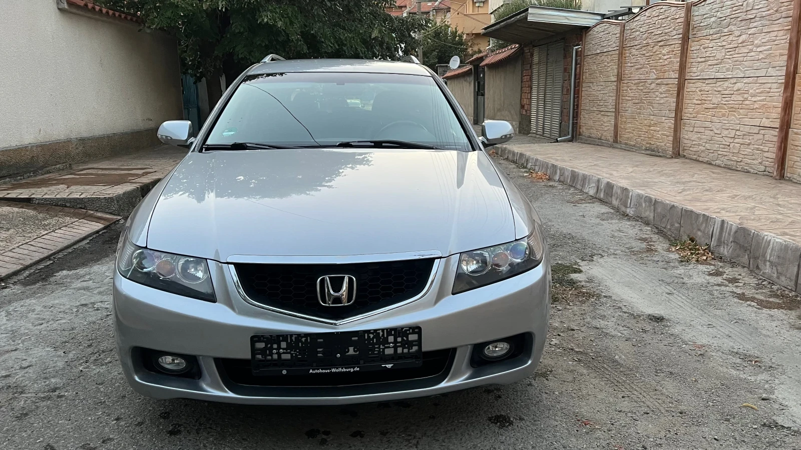 Honda Accord 2.0 i-VTEC - изображение 2