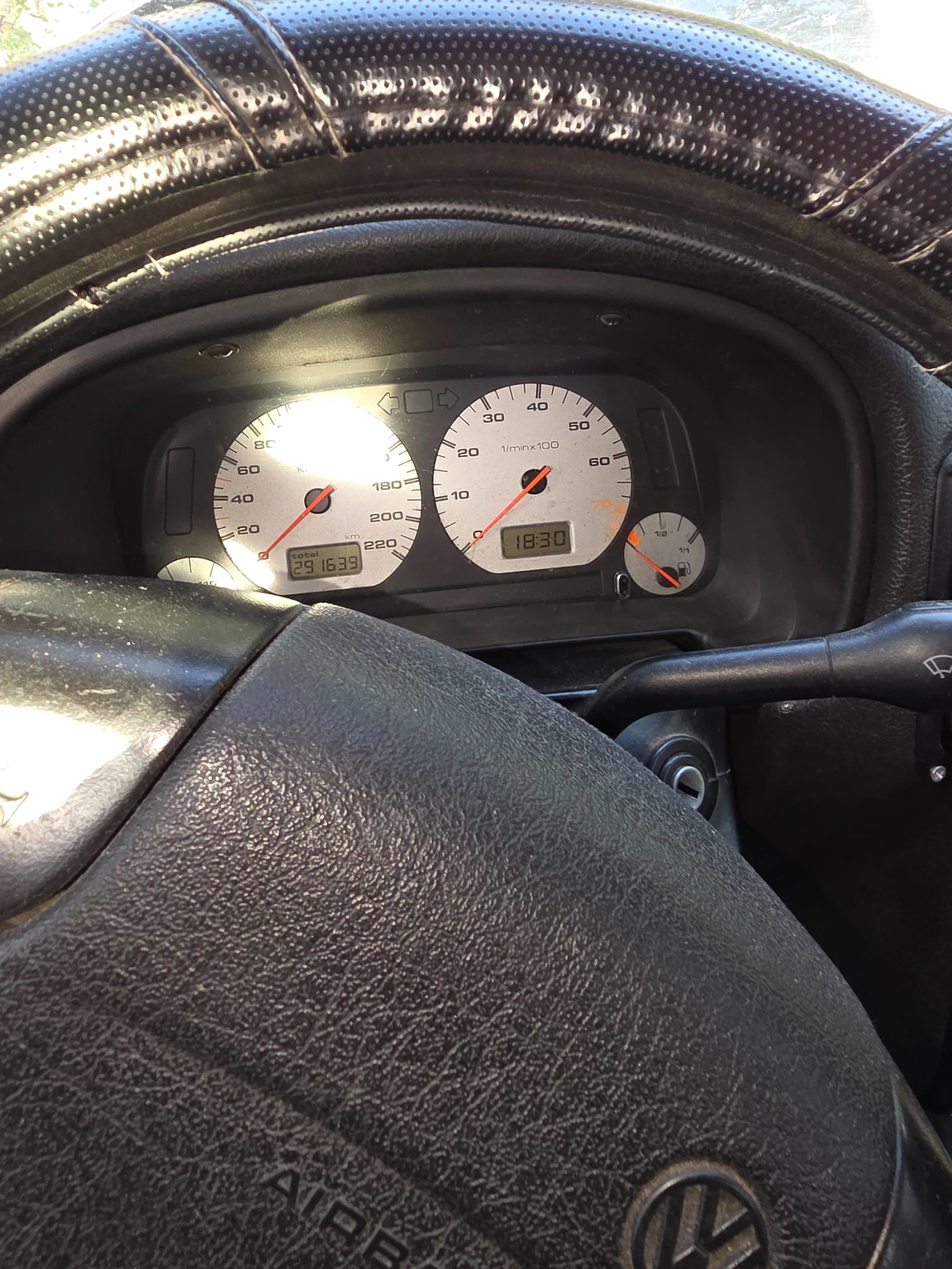 VW Polo 1, 6 | Mobile.bg   5