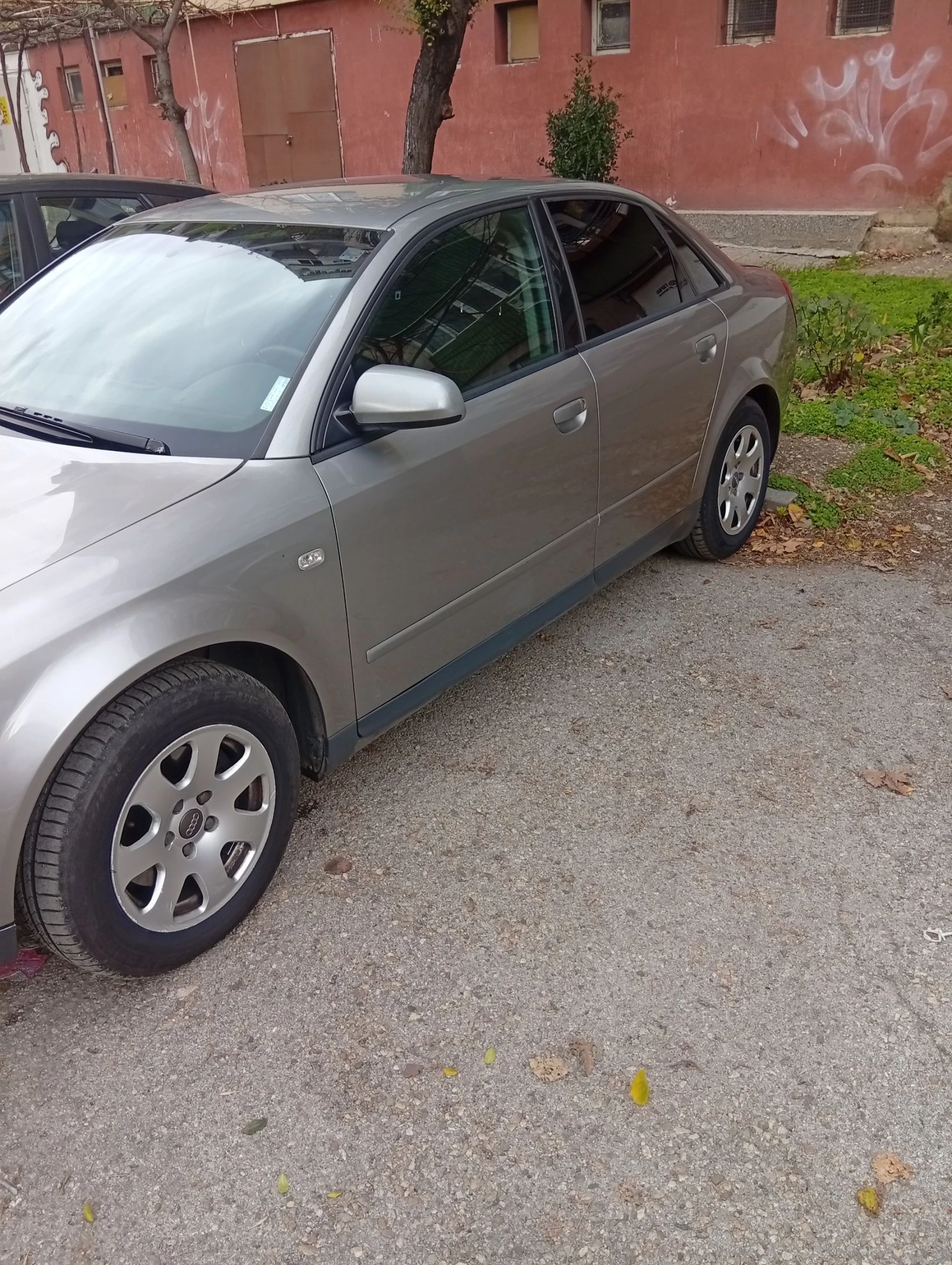 Audi A4  - изображение 2