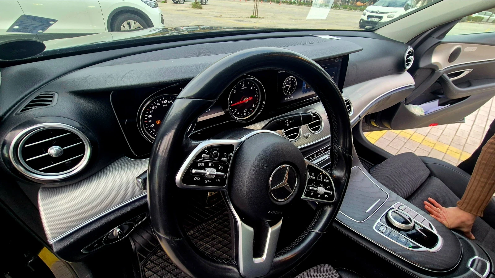 Mercedes-Benz E 220 | Mobile.bg � ����������� 13