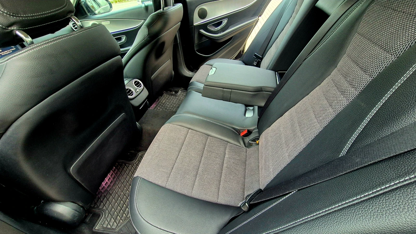 Mercedes-Benz E 220  - изображение 8