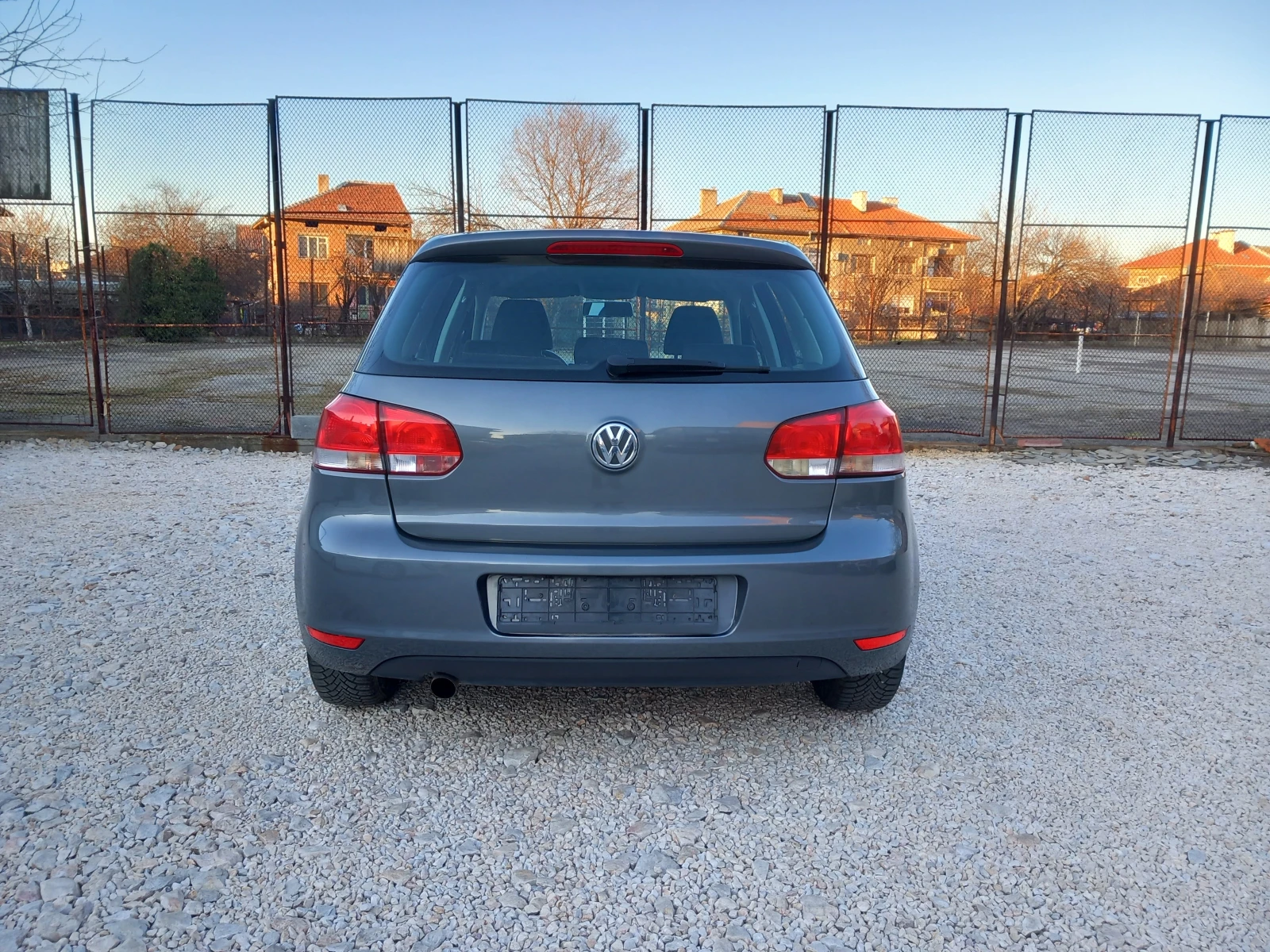 VW Golf 1.6TDI 2012г климатик, снимка 5 - Автомобили и джипове - 53754033