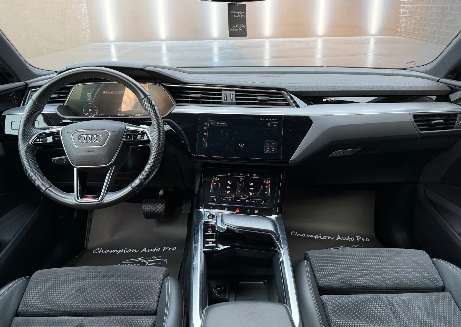 Audi E-Tron 2 X S-Line, снимка 10 - Автомобили и джипове - 53810635