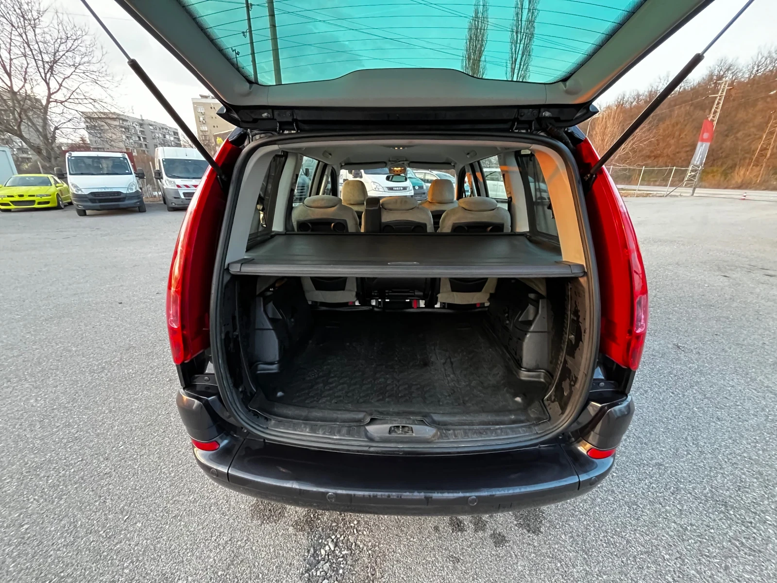 Citroen C8 2.2HDI 128кс EXCLUSIVE, снимка 13 - Автомобили и джипове - 54118077