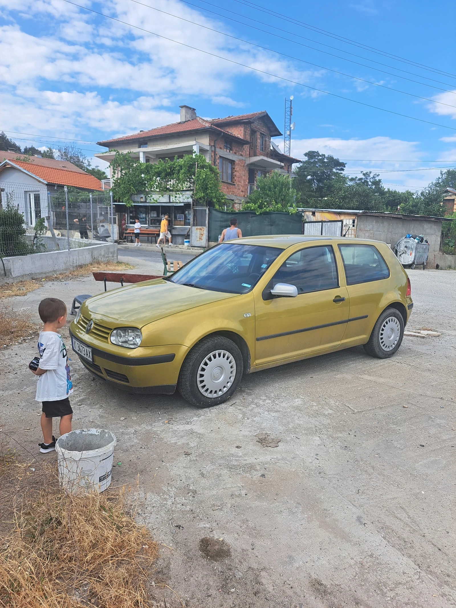 VW Golf, снимка 2 - Автомобили и джипове - 54543905