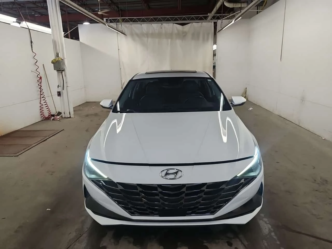 Hyundai Elantra * ULTIMATE * АВТОКРЕДИТ БЕЗ ПЪРВОНАЧАЛНА ВНОСКА * , снимка 6 - Автомобили и джипове - 54596165