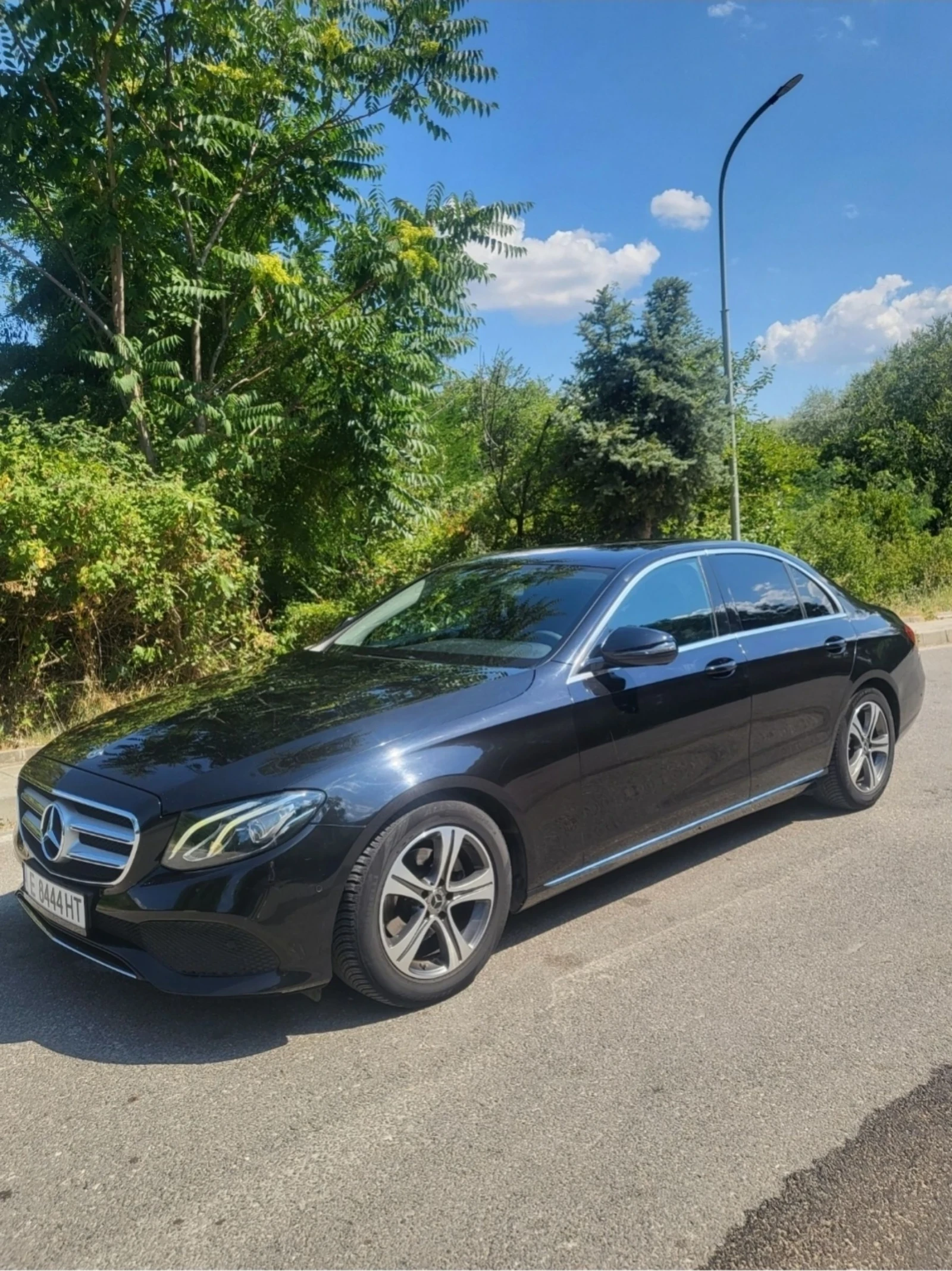 Mercedes-Benz E 220