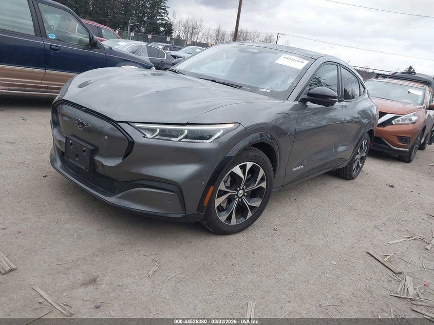 Ford Mustang Mach-E Premium, снимка 2 - Автомобили и джипове - 55288901